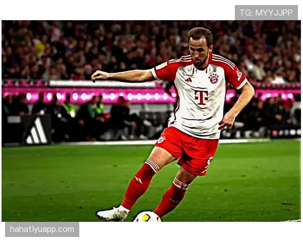 拜仁中场一断就崩，防线脱节问题藏不住了