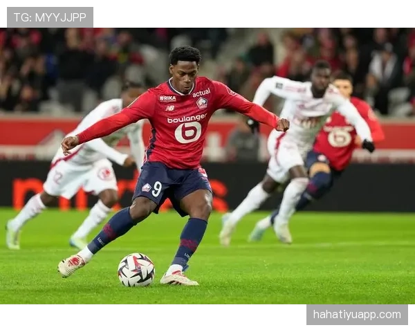 乔纳森·戴维与奥斯梅恩：法甲中锋的两种进化路径